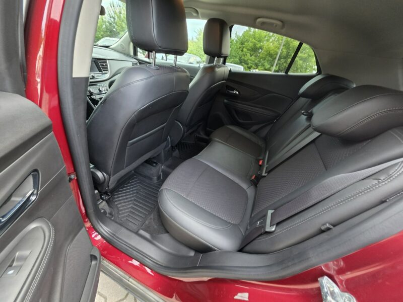 Opel Mokka 2021 4 x 4 . automat 1,4 20tyskm II (2020-)
