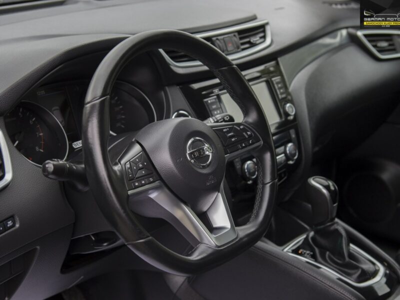 Nissan Qashqai LIFT / Ledy / Kamera 360 / Panoramadach / Gwarancja / FV 23%! II (2013-2021)