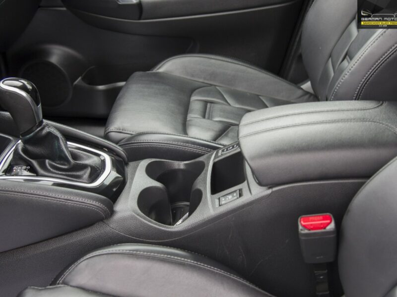Nissan Qashqai LIFT / Ledy / Kamera 360 / Panoramadach / Gwarancja / FV 23%! II (2013-2021)