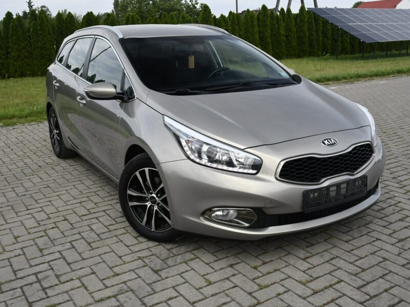 Kia Cee'd 1,6crdi Grzana.Kierow.Podg.Fotele.Tempomat. Ledy.ALu.Parktronic.OKAZJ II (2012-)