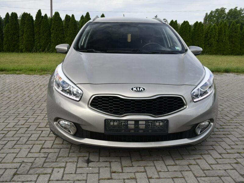 Kia Cee'd 1,6crdi Grzana.Kierow.Podg.Fotele.Tempomat. Ledy.ALu.Parktronic.OKAZJ II (2012-)