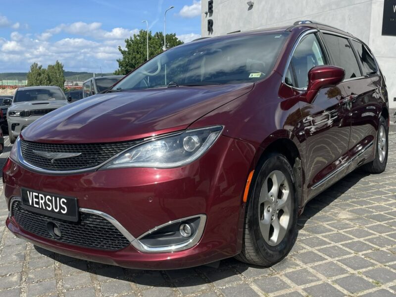 Chrysler Pacifica 3.6Pentastar 286KM 7os Kamery 360 Radar Keyless