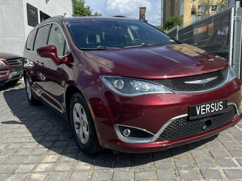 Chrysler Pacifica 3.6Pentastar 286KM 7os Kamery 360 Radar Keyless