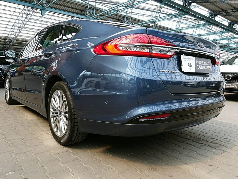 Ford Mondeo TITANIUM+Automat+Led+ACC Serwisowany GWARANCJA 1wł Kraj Bezwypad F23% Mk5 (2014-)