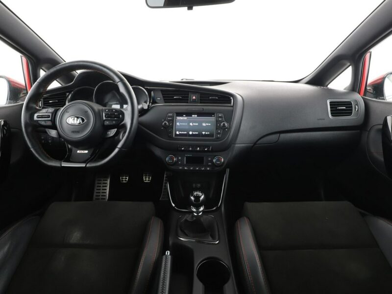 Kia Pro_cee'd navi klima auto grzane fotele kamera i czujniki parkowania