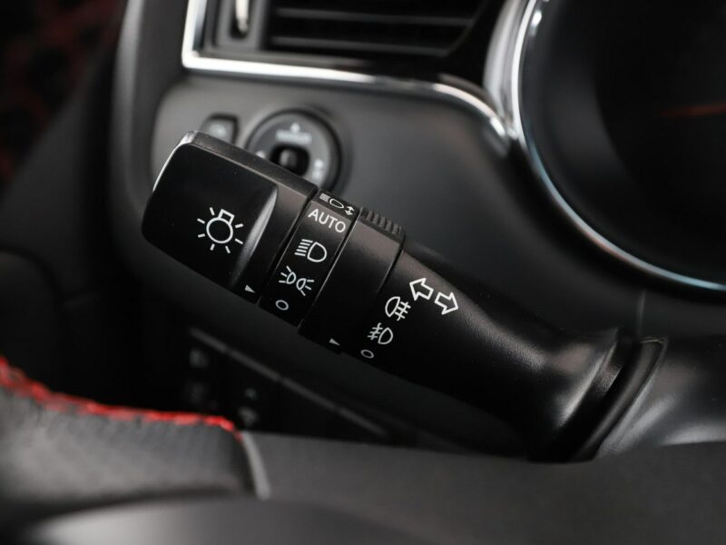 Kia Pro_cee'd navi klima auto grzane fotele kamera i czujniki parkowania