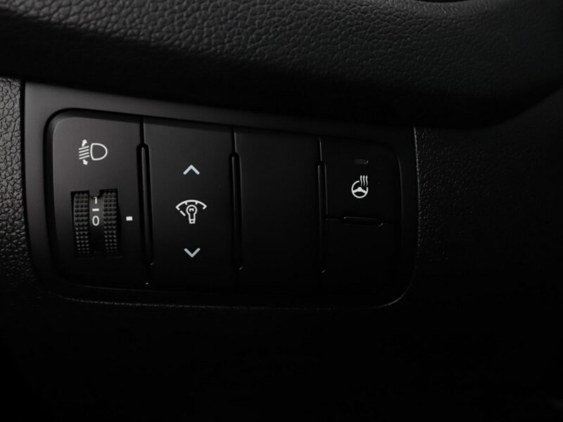 Kia Pro_cee'd navi klima auto grzane fotele kamera i czujniki parkowania