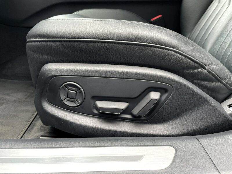 Audi A8 Quattro, LED, Virtual, Asystenci, Dociągi, Ambiente, Kamera,Keyless GO D5 (2017-)