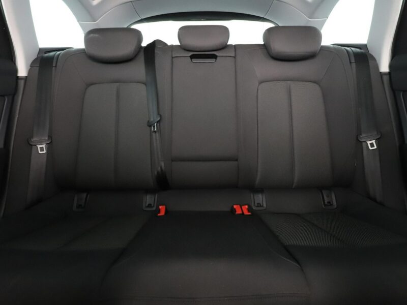 Audi A6 FV23% full LED navi grzane fotele czujniki parkowania C8 (2018-)