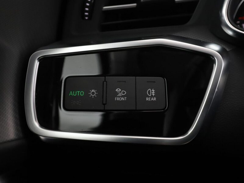 Audi A6 FV23% full LED navi grzane fotele czujniki parkowania C8 (2018-)