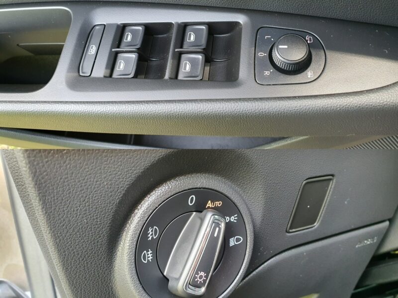 Seat Leon ST # 1.6 TDI # Navi # Climatronic # Skóra # Alkantara # Serwisowany !! III (2012-)