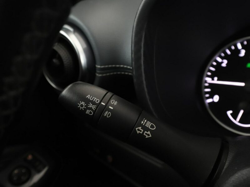 Nissan Juke navi klima auto full LED kamera i czujniki parkowania II (2019-)