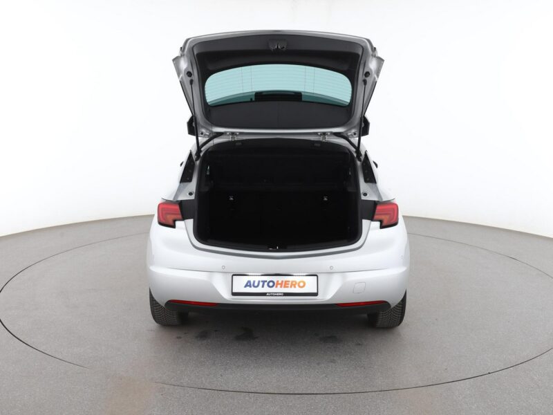 Opel Astra automat navi klima auto kamera i czujniki parkowania grzane fotele K (2015-2021)