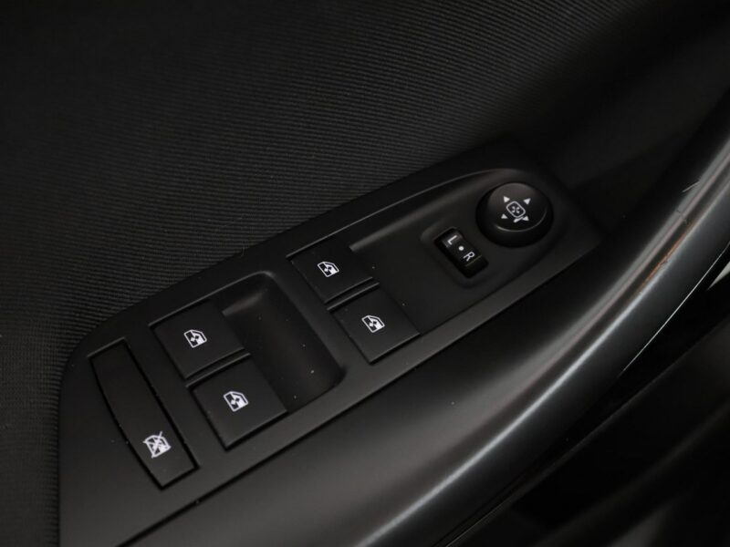 Opel Astra automat navi klima auto kamera i czujniki parkowania grzane fotele K (2015-2021)