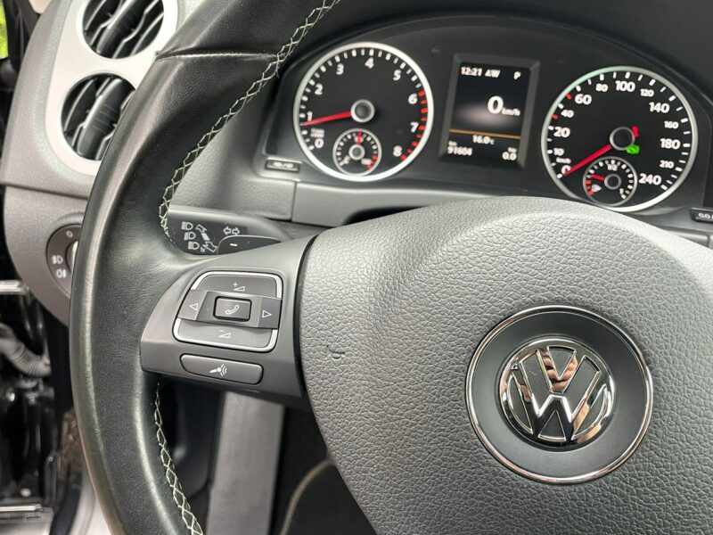 Volkswagen Tiguan iCUP, Klimatyzacja, Tempomat,Nawigacja,Asystent,Grzane Fotele,Czujniki I (2007-2016)