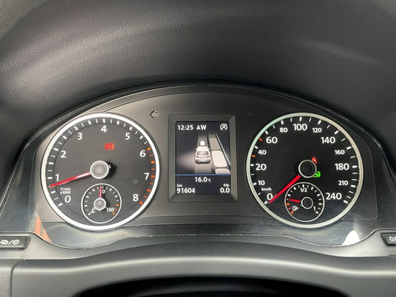 Volkswagen Tiguan iCUP, Klimatyzacja, Tempomat,Nawigacja,Asystent,Grzane Fotele,Czujniki I (2007-2016)