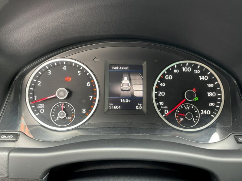 Volkswagen Tiguan iCUP, Klimatyzacja, Tempomat,Nawigacja,Asystent,Grzane Fotele,Czujniki I (2007-2016)