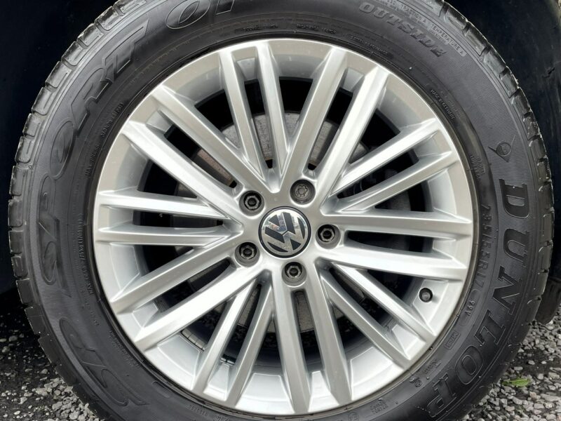Volkswagen Tiguan iCUP, Klimatyzacja, Tempomat,Nawigacja,Asystent,Grzane Fotele,Czujniki I (2007-2016)