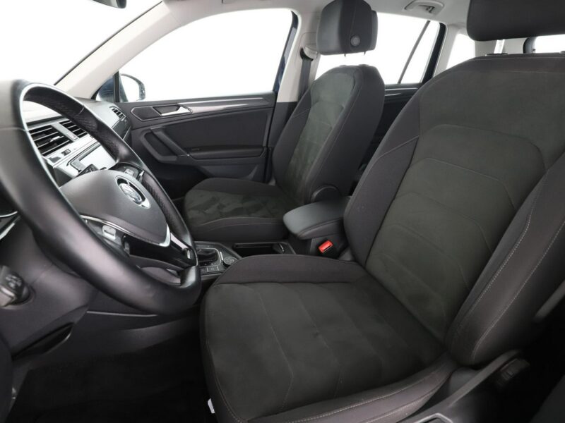 Volkswagen Tiguan 4x4 DSG navi klima auto grzane fotele czujniki parkowania II (2016-2024)