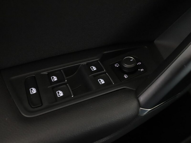 Volkswagen Tiguan 4x4 DSG navi klima auto grzane fotele czujniki parkowania II (2016-2024)