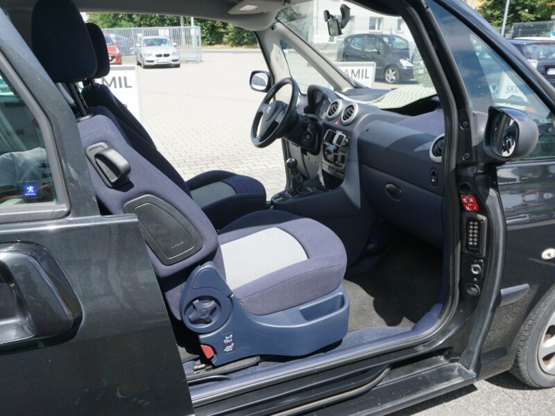 Peugeot 1007 zarejestrowany, ubezpieczony