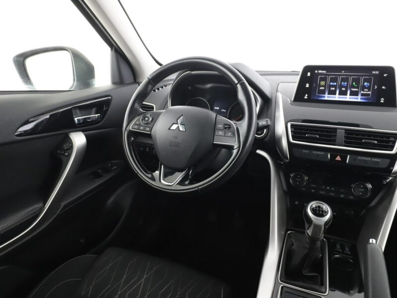 Mitsubishi Eclipse Cross klima auto kamera i czujniki parkowania grzane fotele VI (2018-)