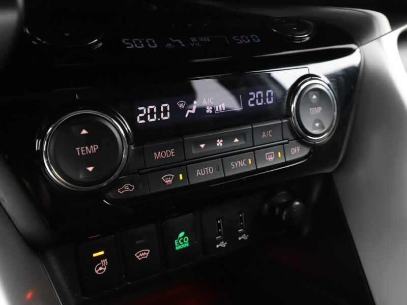 Mitsubishi Eclipse Cross klima auto kamera i czujniki parkowania grzane fotele VI (2018-)