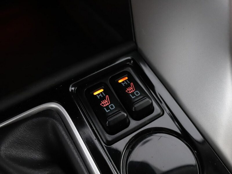 Mitsubishi Eclipse Cross klima auto kamera i czujniki parkowania grzane fotele VI (2018-)