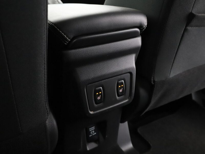 Mitsubishi Eclipse Cross klima auto kamera i czujniki parkowania grzane fotele VI (2018-)