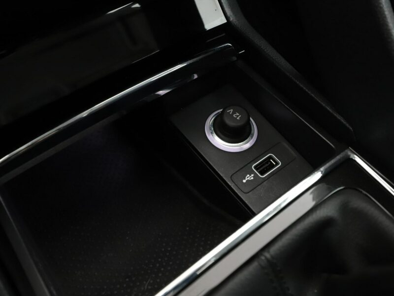 Škoda Karoq FV23% virtual cocpit kamera i czujniki parkowania klima auto