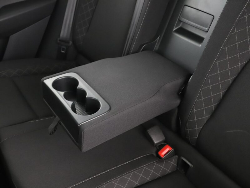 Škoda Karoq FV23% virtual cocpit kamera i czujniki parkowania klima auto