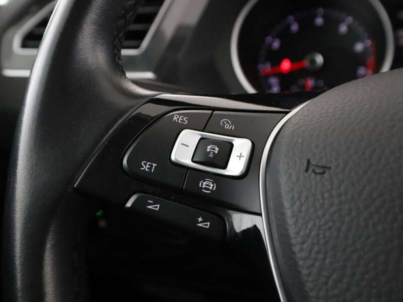 Volkswagen Tiguan 4x4 DSG full LED navi klima auto kamery panorama II (2016-2024)