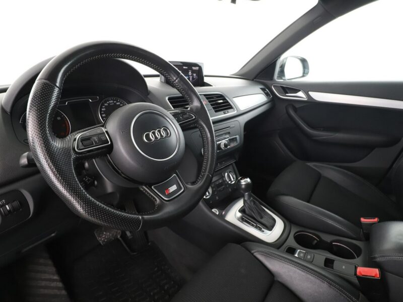 Audi Q3 4x4 S-Tronic S-Line, skóra/alcantara xenon grzane fotele I (2011-2018)