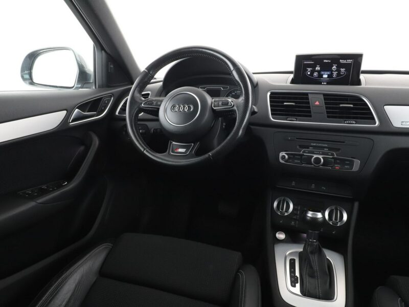 Audi Q3 4x4 S-Tronic S-Line, skóra/alcantara xenon grzane fotele I (2011-2018)