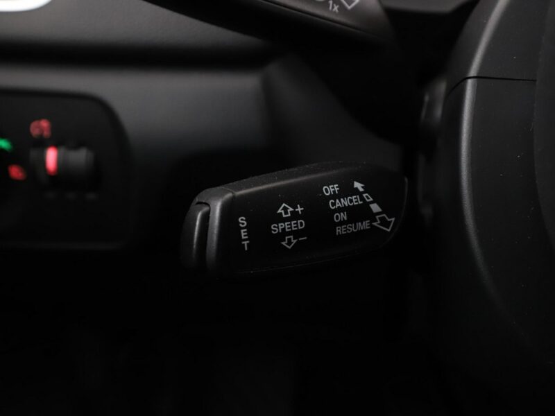 Audi Q3 4x4 S-Tronic S-Line, skóra/alcantara xenon grzane fotele I (2011-2018)
