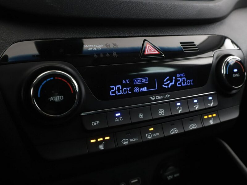 Hyundai Tucson navi grzane fotele klima-auto kamera Bluetooth III (2015-2020)