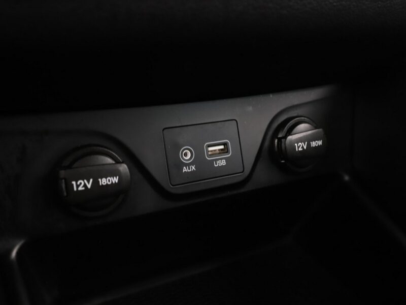Hyundai Tucson navi grzane fotele klima-auto kamera Bluetooth III (2015-2020)