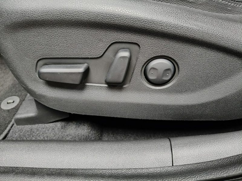 Hyundai Tucson 1.6 177KM Premium 4x4 Automat, Navi,Kamera,MartwePole, Wentyl.Fotele III (2015-2020)