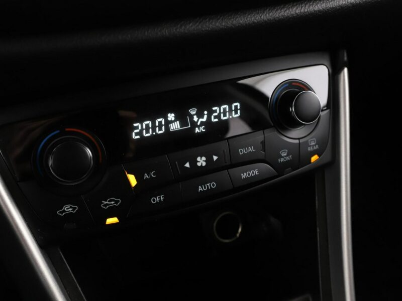 Suzuki SX4 S-Cross 4x4 klima auto grzane fotele hak multifunkcja