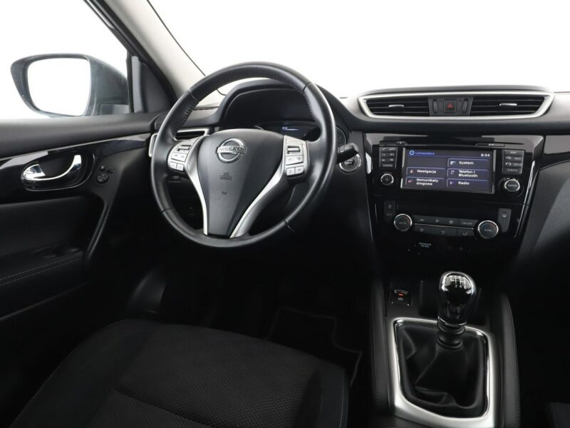 Nissan Qashqai nai kamera i czujniki parkowania grzane fotele klima auto II (2013-2021)
