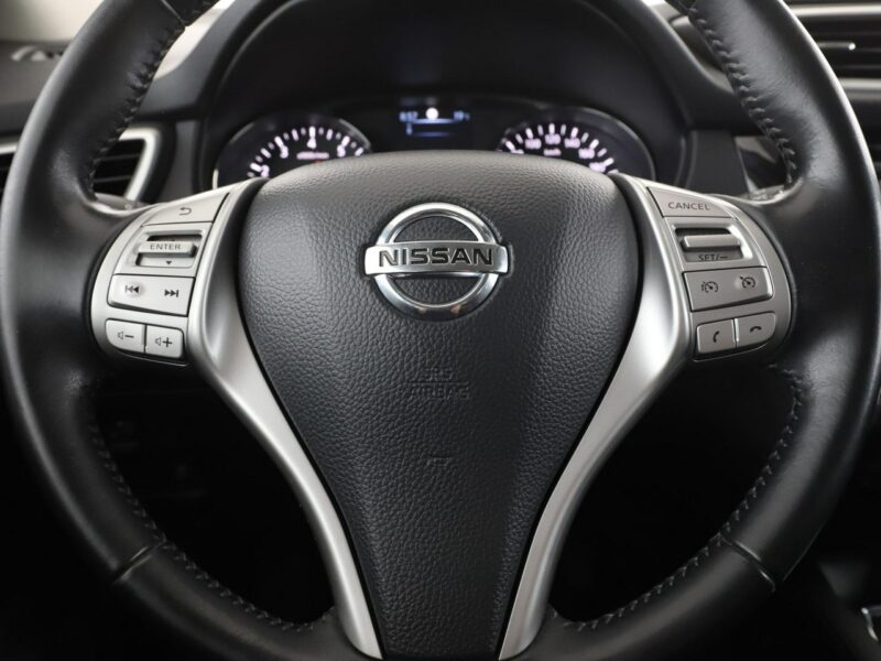 Nissan Qashqai nai kamera i czujniki parkowania grzane fotele klima auto II (2013-2021)