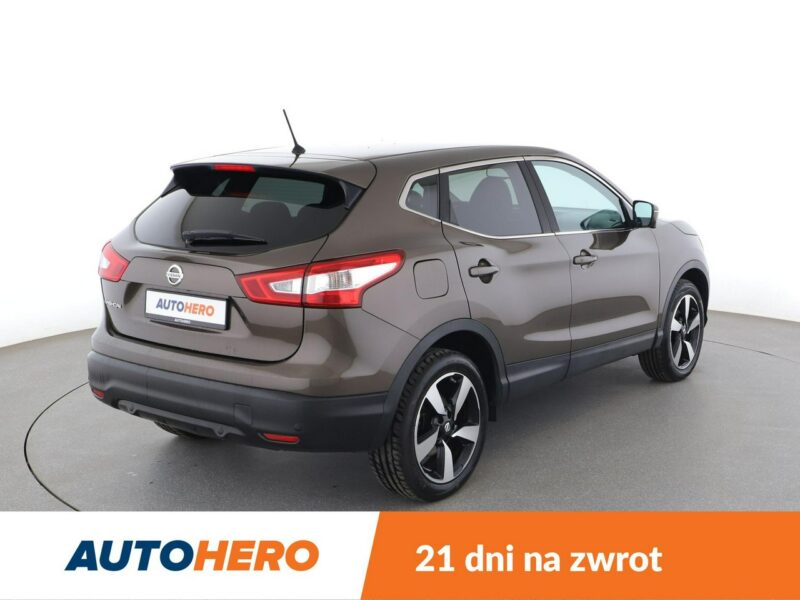 Nissan Qashqai nai kamera i czujniki parkowania grzane fotele klima auto II (2013-2021)