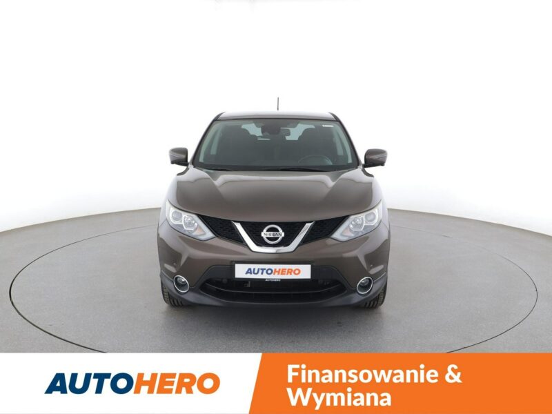 Nissan Qashqai nai kamera i czujniki parkowania grzane fotele klima auto II (2013-2021)