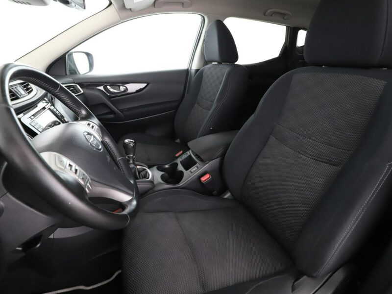 Nissan Qashqai nai kamera i czujniki parkowania grzane fotele klima auto II (2013-2021)