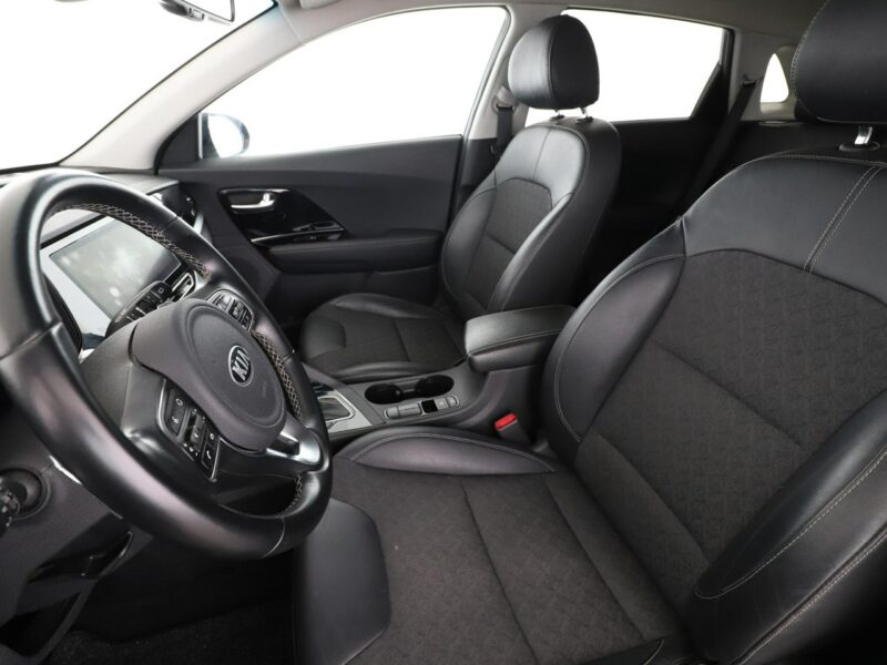 Kia Niro FV23% Plug-in Hybrid Navi Klimatyzacja Kamera cofania Bluetooth
