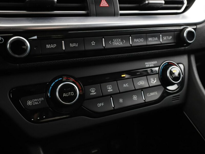 Kia Niro FV23% Plug-in Hybrid Navi Klimatyzacja Kamera cofania Bluetooth