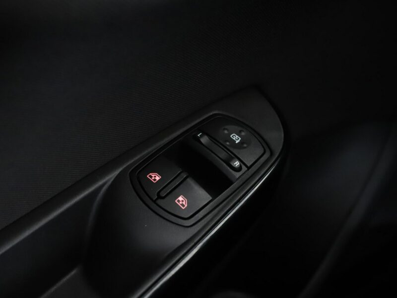 Opel Corsa 1.2 Benzyna Klimatyzacja Elektryka Isofix Serwis Niski Przebieg EU6 E (2014-)