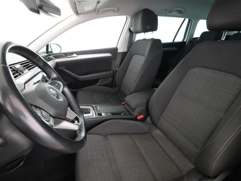 Volkswagen Passat GRATIS! Pakiet Serwisowy o wartości 1200 zł! B8 (2014-2023)
