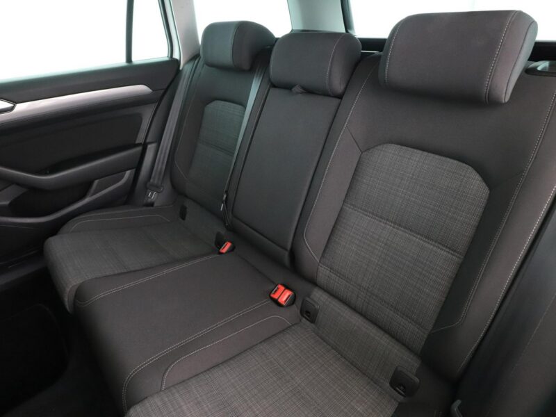 Volkswagen Passat GRATIS! Pakiet Serwisowy o wartości 1200 zł! B8 (2014-2023)