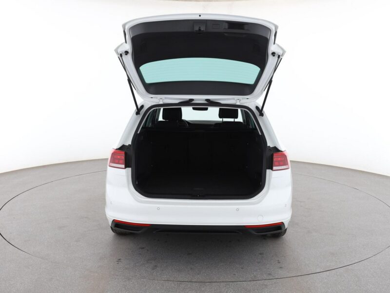 Volkswagen Passat GRATIS! Pakiet Serwisowy o wartości 1200 zł! B8 (2014-2023)